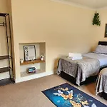 Lovely Spacious Stays